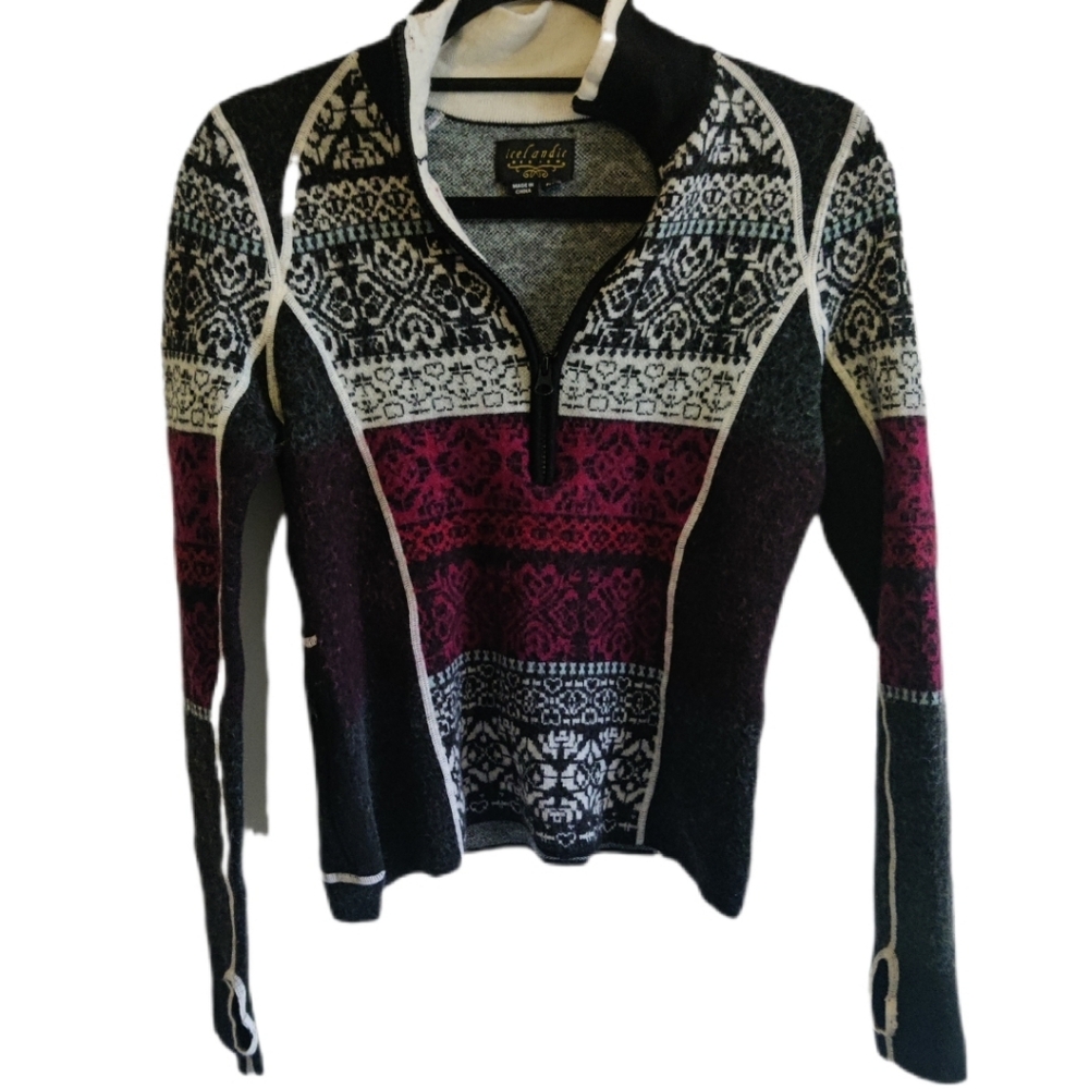 Icelandic Designs Wool Pattern Pullover Sweater Layer